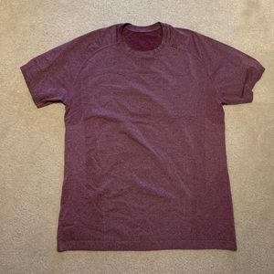 Men’s Lululemon Metal Vent Tech Tee Purple size M